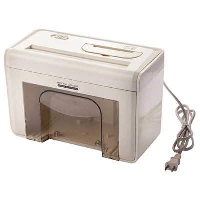 Shredder pentru carduri de credit